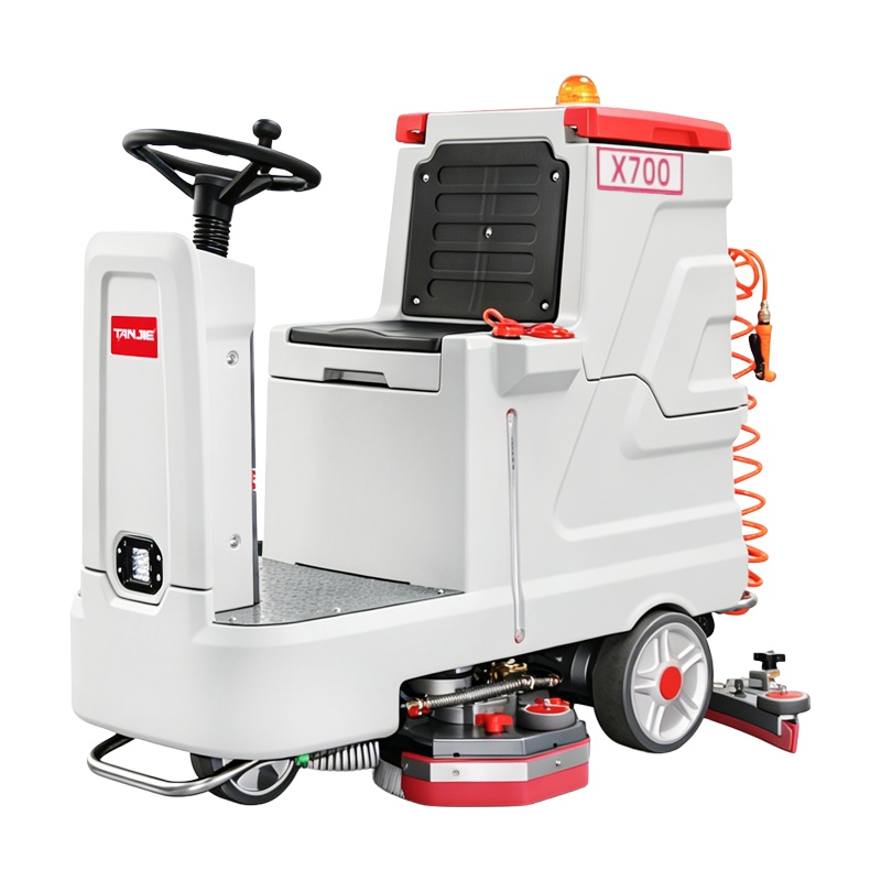 滨海新坦洁全自动驾驶式洗地机X700